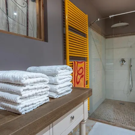 Sweet Minihouse Free Parking Апартаменты *